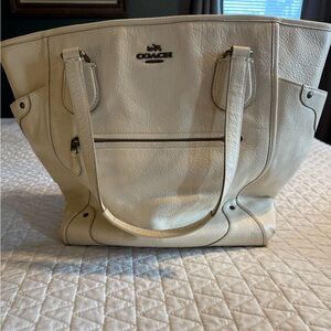 Coach Off-White Leather Tote Bag